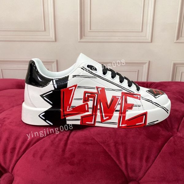 fashion shoe designer women leather lace up sneakers color matching white black flat sole womens classic luxury casual shoes
fashion shoe designer women leather lace up sneakers color matching white black flat sole womens classic luxury casual shoes