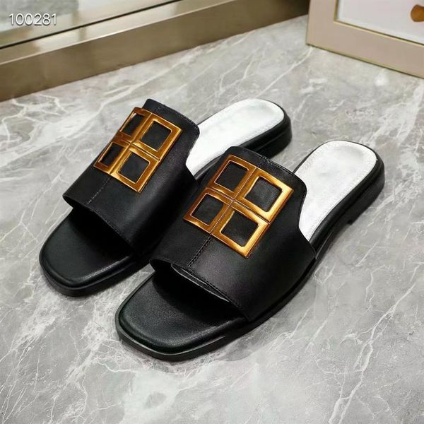 2022 summer slippers leather luxury metal button decoration op36 square head, wear open-toe flat large women's slippers big european an, Black
2022 summer slippers leather luxury metal button decoration op36 square head, wear open-toe flat large women's slippers big european an, Black