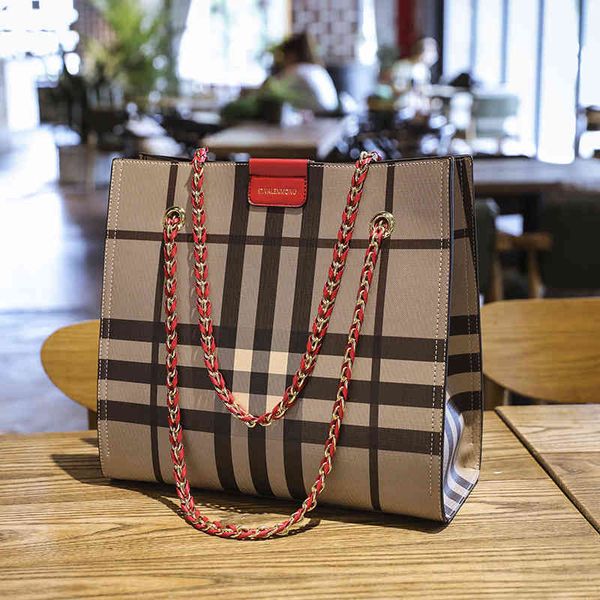 tote bag women's 2022 new fashion large capacity portable high sense versatile letter shoulder messenger bags woman purse and handbags
tote bag women's 2022 new fashion large capacity portable high sense versatile letter shoulder messenger bags woman purse and handbags