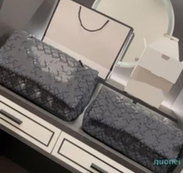 2022 99 classic designer ladies fashion bags big brand luxury handbags imitation brands messenger wallet cross body
2022 99 classic designer ladies fashion bags big brand luxury handbags imitation brands messenger wallet cross body