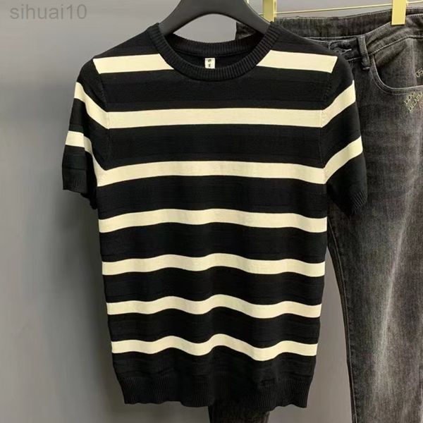 summer men's knitwear short sleeved contrasting stripes neck slim tshirt bottom camisa men clothing l220801, White;black
summer men's knitwear short sleeved contrasting stripes neck slim tshirt bottom camisa men clothing l220801, White;black