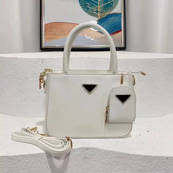 2021 luxurys designers bags tote handbag pu leather classic ladies lock shoulder bag
2021 luxurys designers bags tote handbag pu leather classic ladies lock shoulder bag