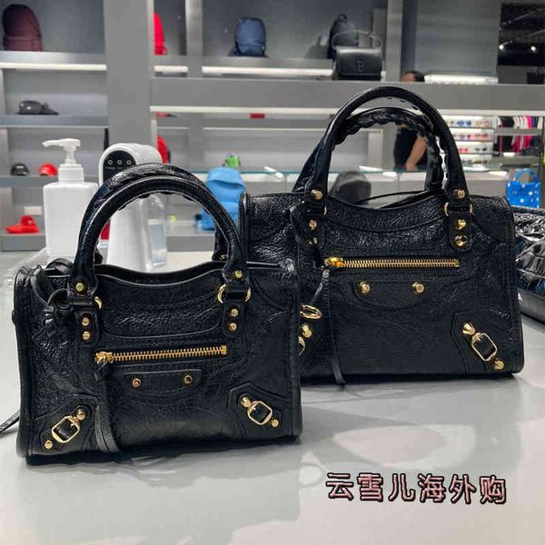 high level designer bags bale'ciga's fashion style bags city rivet tassel sheepskin motorcycle bag shoulder diagonal hand women�
high level designer bags bale'ciga's fashion style bags city rivet tassel sheepskin motorcycle bag shoulder diagonal hand women�