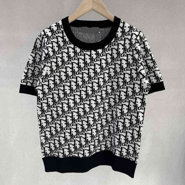 d summer lattice neck knitted t-shirt summer new fashion casual slim women's simple and comfortable all-match vest, White
d summer lattice neck knitted t-shirt summer new fashion casual slim women's simple and comfortable all-match vest, White