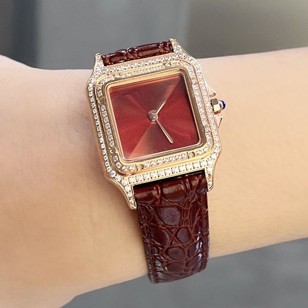 women watch quartz movement watches leather strap montre de luxe wristwatches 37mm fashion wristwatch, Slivery;brown
women watch quartz movement watches leather strap montre de luxe wristwatches 37mm fashion wristwatch, Slivery;brown