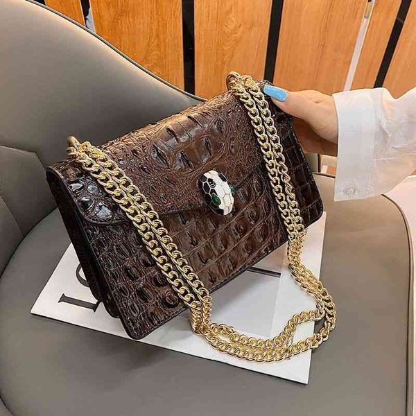 bag lady crossbody msenger luxury high-end versatile snake head chain small square capacity retro female bags all-match shoulder messenger h
bag lady crossbody msenger luxury high-end versatile snake head chain small square capacity retro female bags all-match shoulder messenger h