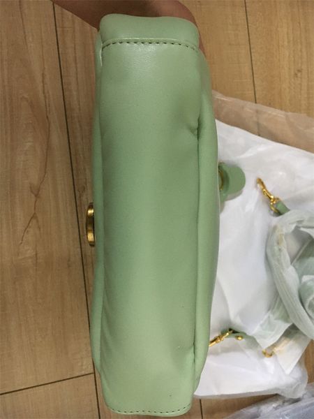 brand 2022 c's pillow tabby shoulder bag leather women pure color bacchus bags hardware cloudy handbags supper soft real leat263u
brand 2022 c's pillow tabby shoulder bag leather women pure color bacchus bags hardware cloudy handbags supper soft real leat263u