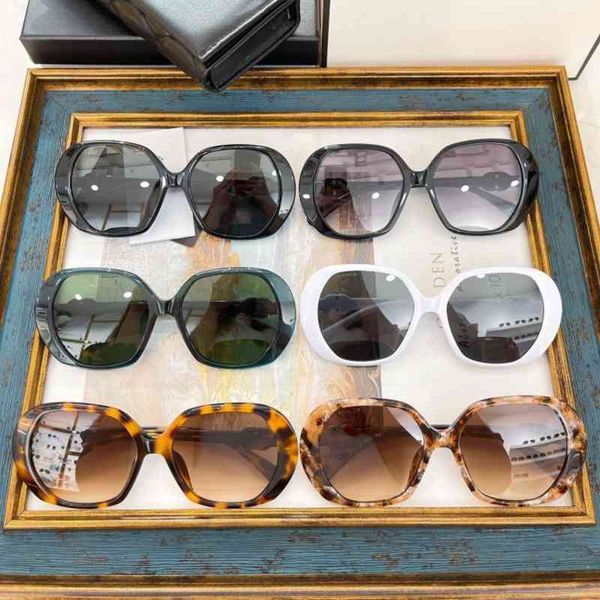 sunglasses xiaoxiangjia same large frame women's irregular diamond inlaid sunglasses ch34 hwms, White;black
sunglasses xiaoxiangjia same large frame women's irregular diamond inlaid sunglasses ch34 hwms, White;black
