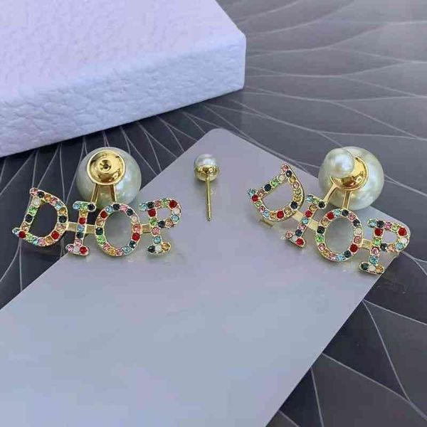 2022 factory wholesale new dijia new pearl 925 silver needle color diamond earrings high version, Gray
2022 factory wholesale new dijia new pearl 925 silver needle color diamond earrings high version, Gray