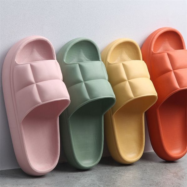 summer men women thick-soled slippers indoor household couple slides bathroom bath non-slip comfortable 220408, Black
summer men women thick-soled slippers indoor household couple slides bathroom bath non-slip comfortable 220408, Black