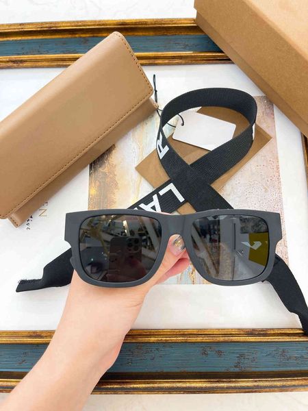 new b4358 sunglasses simple square big frame retro letter b glasses fashion style uv 400 lenses giveaway strap, White;black
new b4358 sunglasses simple square big frame retro letter b glasses fashion style uv 400 lenses giveaway strap, White;black