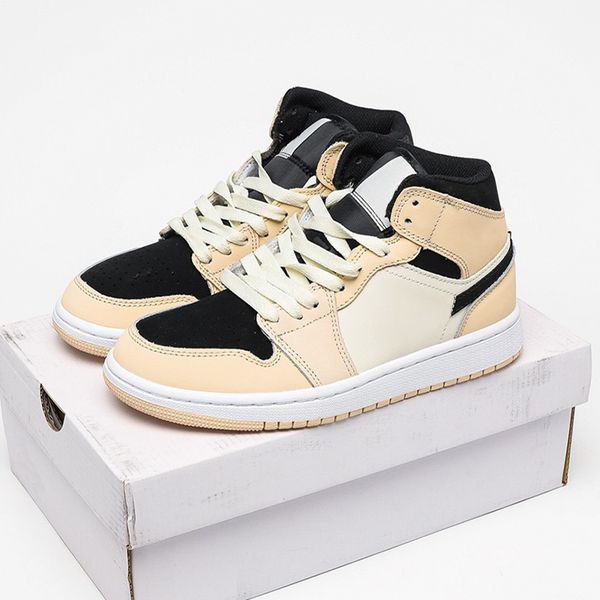 casual shoes jumpman 1 basketball mid barely orange 1s designer sport running, Black
casual shoes jumpman 1 basketball mid barely orange 1s designer sport running, Black
