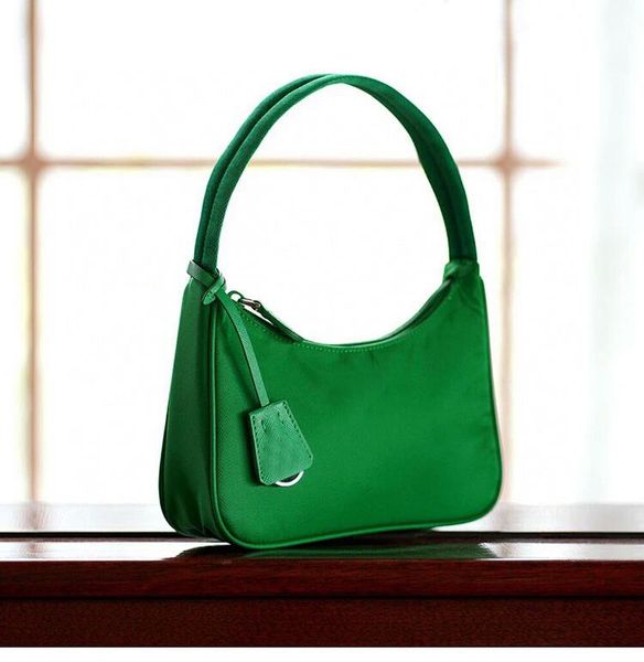 designer 2005 re nylon shoulder messenger edition bag for women luxury handbag mini hobo with mini pocket brand female man crossbod
designer 2005 re nylon shoulder messenger edition bag for women luxury handbag mini hobo with mini pocket brand female man crossbod