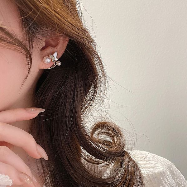 real gold plating silver needle pearl shell butterfly earrings for women korean simple art-style freshess eardrop, Golden
real gold plating silver needle pearl shell butterfly earrings for women korean simple art-style freshess eardrop, Golden