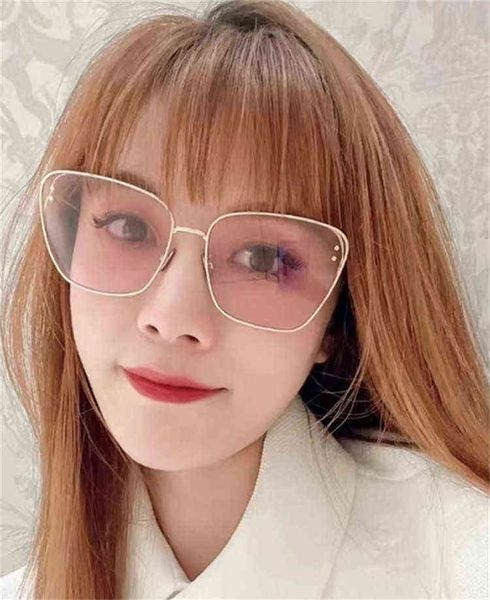 22 new metal sunglasses women's same fashion personalized small face designer sunglasses vintage eyeglasses fashion, White;black
22 new metal sunglasses women's same fashion personalized small face designer sunglasses vintage eyeglasses fashion, White;black
