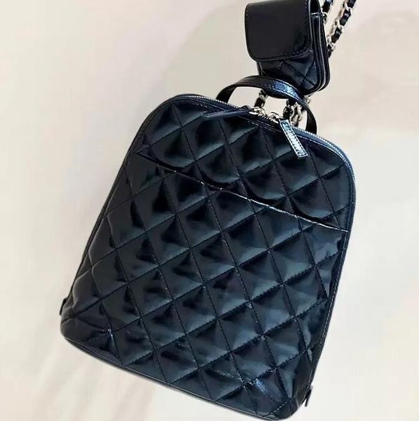 sw 2022ss classical womens oil wax leather quilted backpack bags with coin card holder purse gold metal ghw matelasse chain shoulder handbag
sw 2022ss classical womens oil wax leather quilted backpack bags with coin card holder purse gold metal ghw matelasse chain shoulder handbag