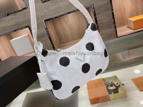 luxury designer bags women clutches casual sportshoulder crossbody bags handbag canvas black white polka dots hobo purse clutch wallet
luxury designer bags women clutches casual sportshoulder crossbody bags handbag canvas black white polka dots hobo purse clutch wallet