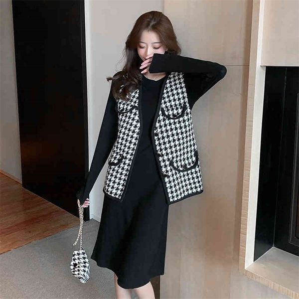 fall/winter exotic three-piece houndstooth vest lined ultra-thin long sleeve knit skirt with handbag 210412, Black;brown
fall/winter exotic three-piece houndstooth vest lined ultra-thin long sleeve knit skirt with handbag 210412, Black;brown