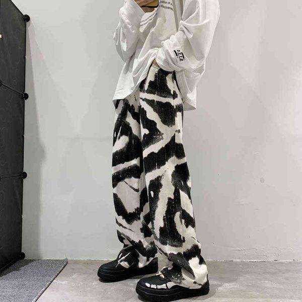 blue black tie-dye jeans men fashion print casual baggy jeans mens streetwear loose hip-hop straight denim trousers men -2xl t220726 
blue black tie-dye jeans men fashion print casual baggy jeans mens streetwear loose hip-hop straight denim trousers men -2xl t220726