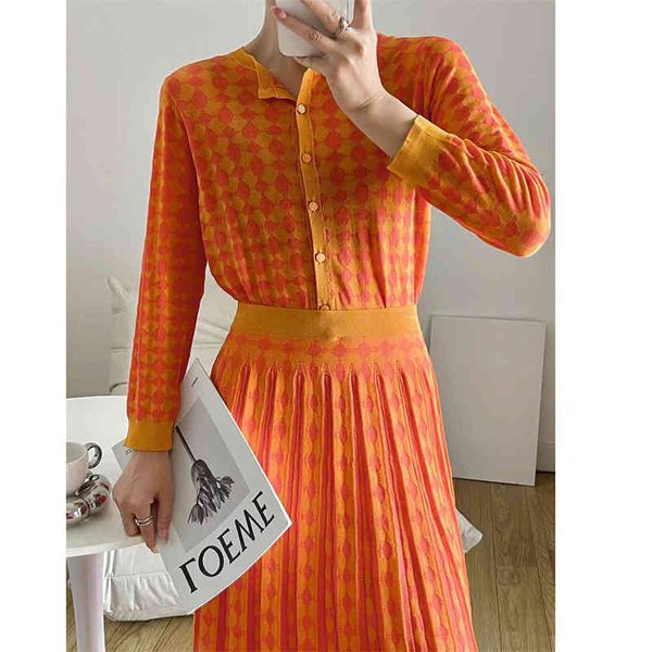 women's knits tees fashionable and elegant early autumn american tb geometric double-sided jacquard light orange long sleeve round neck, White
women's knits tees fashionable and elegant early autumn american tb geometric double-sided jacquard light orange long sleeve round neck, White