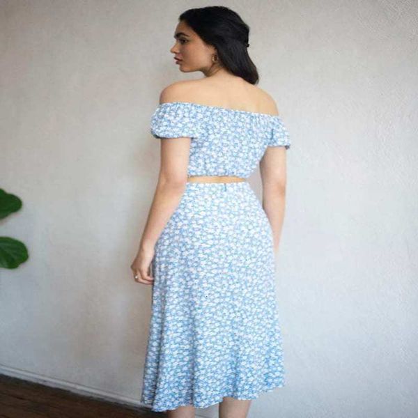 casual dresses spring summer french floral print long skirt off shoulder strapless suit, Black;gray
casual dresses spring summer french floral print long skirt off shoulder strapless suit, Black;gray