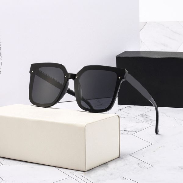 luxury sunglasses polaroid lens designer womens mens goggle senior eyewear for women eyeglasses frame vintage metal sun glasses with box8019, White;black
luxury sunglasses polaroid lens designer womens mens goggle senior eyewear for women eyeglasses frame vintage metal sun glasses with box8019, White;black