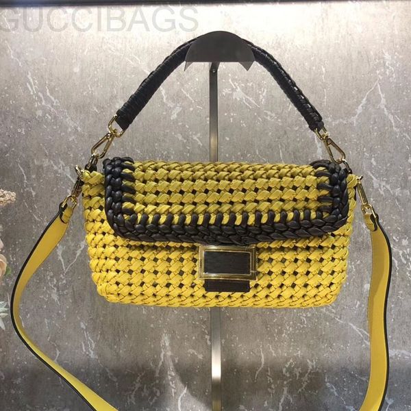 luxury designer fashion bag chain crossbody women shoulder purse woven classic woman
luxury designer fashion bag chain crossbody women shoulder purse woven classic woman