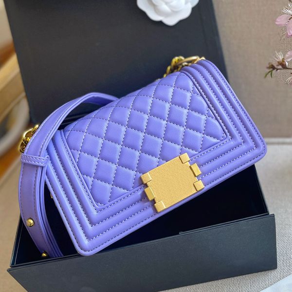 20cm womens classic mini boys flap bag quilted plaid calfskin crossbody gold metal hardware chain tote bag ladies girls french luxury design
20cm womens classic mini boys flap bag quilted plaid calfskin crossbody gold metal hardware chain tote bag ladies girls french luxury design