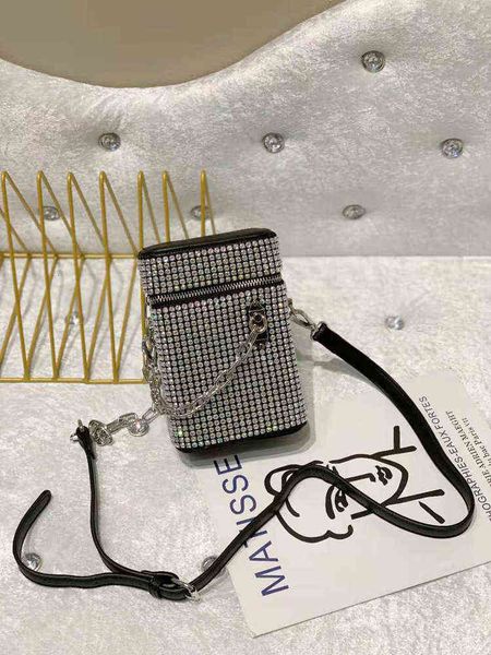 hbp women's bag 2022 new diamond camera chain smallbag fashion all-match messenger shoulder bags th
hbp women's bag 2022 new diamond camera chain smallbag fashion all-match messenger shoulder bags th