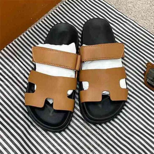 designer herme slippers brand shoes 2022 chypre h beach classic flat sandals summer lady leather flip flops have logo have logo, Black
designer herme slippers brand shoes 2022 chypre h beach classic flat sandals summer lady leather flip flops have logo have logo, Black