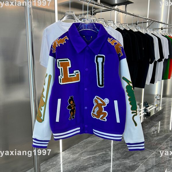 2022ss spring and sweatshirts new shirt high grade cotton sweatshirts printing short pants sleeve hoodies neck panel t-shirt size s-m-l-xl-x, Black;brown
2022ss spring and sweatshirts new shirt high grade cotton sweatshirts printing short pants sleeve hoodies neck panel t-shirt size s-m-l-xl-x, Black;brown
