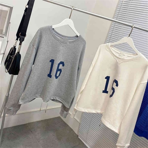 2022 new special offer s autumn ce family letter printing round neck pullover women's casual hem band loose long sleeve fashion, Black
2022 new special offer s autumn ce family letter printing round neck pullover women's casual hem band loose long sleeve fashion, Black