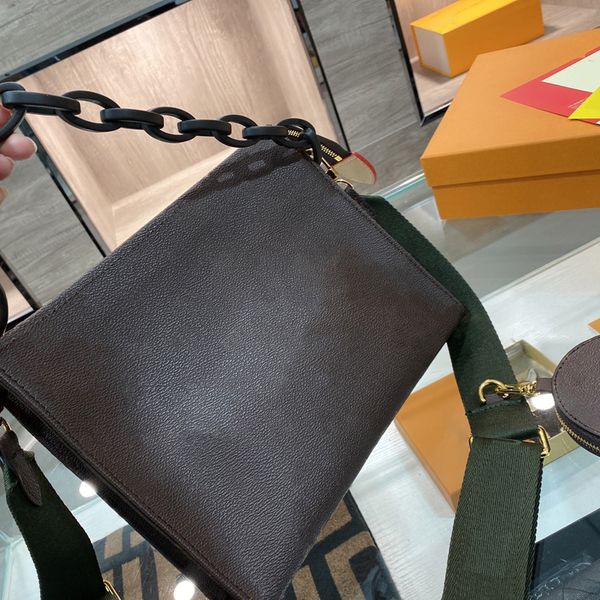 luxury designer 2022 shoulder bag women fashion handbag plain classic letter floral chains flap bags interior slot pocket cross body
luxury designer 2022 shoulder bag women fashion handbag plain classic letter floral chains flap bags interior slot pocket cross body