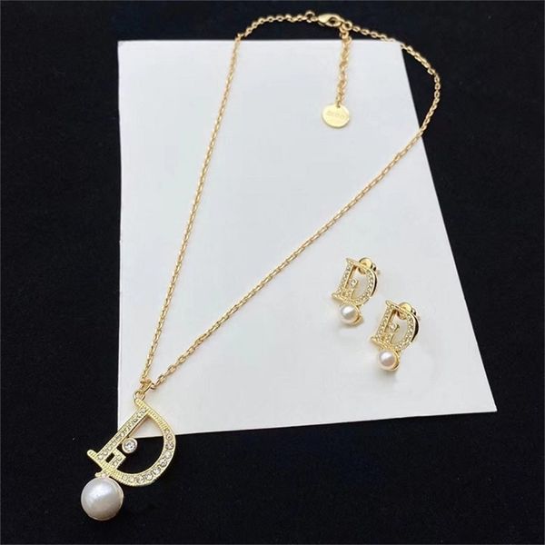 diamond inlaid letter pearl necklace simple and sweet temperament girl earrings clavicle chain jewelry, Black
diamond inlaid letter pearl necklace simple and sweet temperament girl earrings clavicle chain jewelry, Black