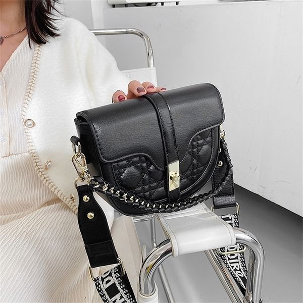 messenger women's winter lingge embroidered small school black and white solid color hand broadband purses outlet online
messenger women's winter lingge embroidered small school black and white solid color hand broadband purses outlet online