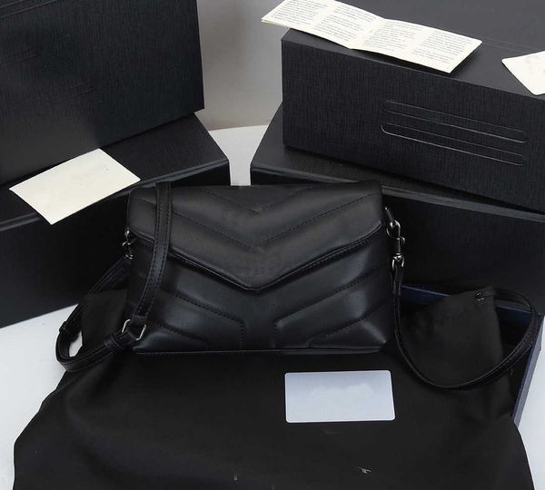 2022 new high qulity bags classic womens handbags ladies composite leather clutch shoulder bag female purse fashion bag
2022 new high qulity bags classic womens handbags ladies composite leather clutch shoulder bag female purse fashion bag