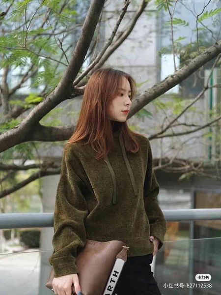 women's hoodies sweatshirts xiaohejia 750g moss green hat 60 wool pullover women's autumn and winter original, Black
women's hoodies sweatshirts xiaohejia 750g moss green hat 60 wool pullover women's autumn and winter original, Black
