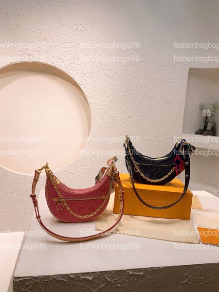 22s half-moon loop baguette handbag chain designer bags purse wallet navy-blue pink denim jacquard weave compact show cross body bag
22s half-moon loop baguette handbag chain designer bags purse wallet navy-blue pink denim jacquard weave compact show cross body bag