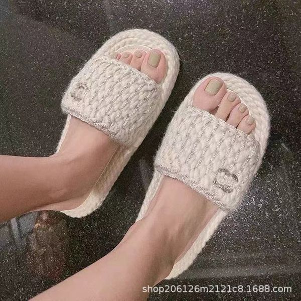 sandals designer in spring and summer of , the xiaoxiangfeng knitted straw woven thick bottom one-sided slippers for women wear leisure net, Black 
sandals designer in spring and summer of , the xiaoxiangfeng knitted straw woven thick bottom one-sided slippers for women wear leisure net, Black
