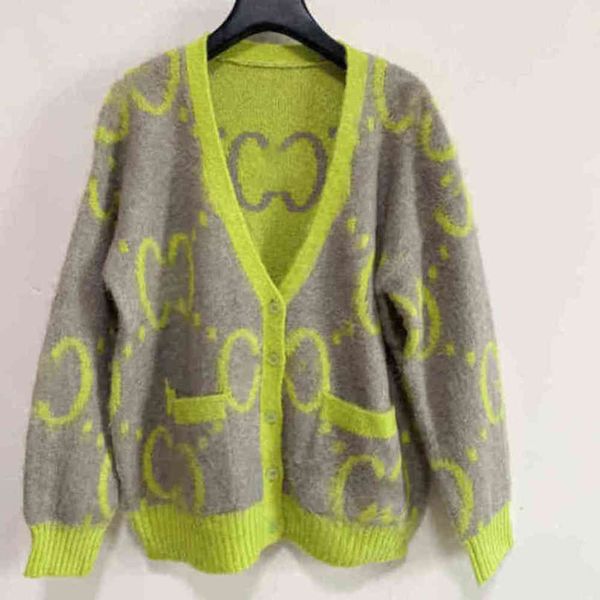 women designer sweater jacket knits wool long sleeve shirt knit sweater cardigan cciggu brand letter logo 5 colors winter casual clothing te, White;black
women designer sweater jacket knits wool long sleeve shirt knit sweater cardigan cciggu brand letter logo 5 colors winter casual clothing te, White;black