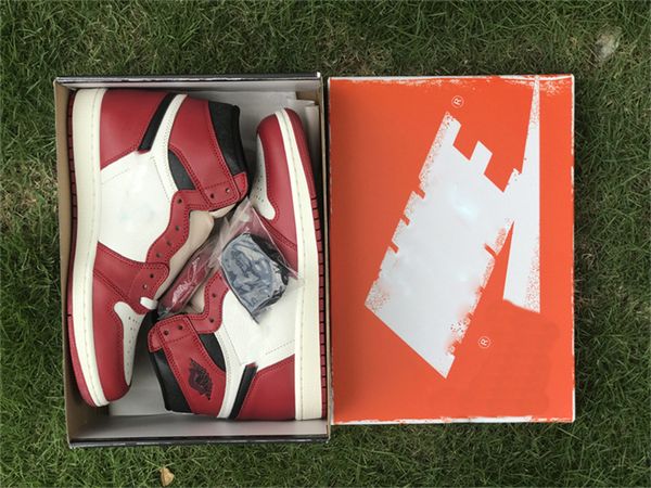 2022 release authentic 1 high og chicago reimagined men outdoor shoes cracked leather varsity red black sail muslin with special packaging o
2022 release authentic 1 high og chicago reimagined men outdoor shoes cracked leather varsity red black sail muslin with special packaging o