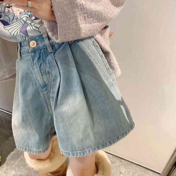women's jeans spring and summer xiaozhongchao brand a-word version light blue high waist loose wide leg denim shorts show long legs kdq
women's jeans spring and summer xiaozhongchao brand a-word version light blue high waist loose wide leg denim shorts show long legs kdq