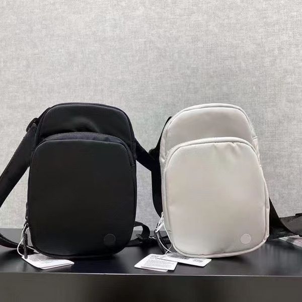 ll outdoor bags crossbody bag gym elastic adjustable strap zipper shoulder belts fanny pack white black colors 2l
ll outdoor bags crossbody bag gym elastic adjustable strap zipper shoulder belts fanny pack white black colors 2l
