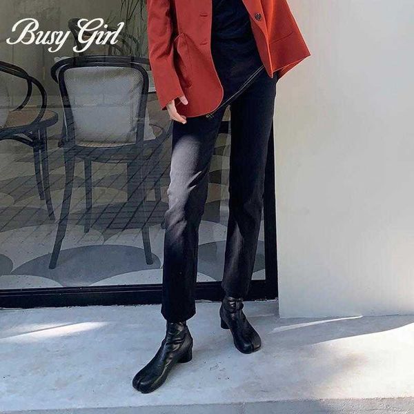 2021 spring autumn fashion low heel separate toes boots black comfortable wild white boots women
2021 spring autumn fashion low heel separate toes boots black comfortable wild white boots women