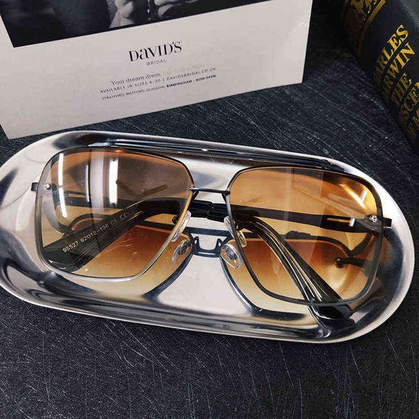 2022 super new trend polarized sunglasses fashion urban men's and women's color changing hip-hop glasses wfxq, White;black
2022 super new trend polarized sunglasses fashion urban men's and women's color changing hip-hop glasses wfxq, White;black