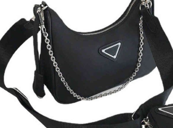 2023 autumn new p family leisure men's and women's bag nylon hobo three in one bag single shoulder messenger portable women's
2023 autumn new p family leisure men's and women's bag nylon hobo three in one bag single shoulder messenger portable women's