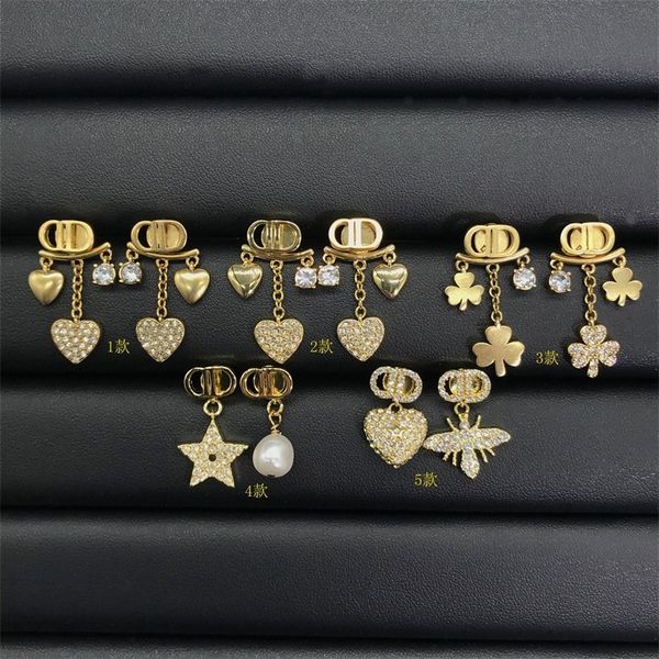 the new 70% off new letters heart-shaped full diamond family temperament fashion versatile earrings female s925 silver needle, Golden
the new 70% off new letters heart-shaped full diamond family temperament fashion versatile earrings female s925 silver needle, Golden