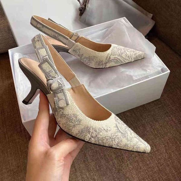 outlet embroidered letter band sandals 2022 new thin heel pointed back empty high-heeled versatile women's sling shoes, Black
outlet embroidered letter band sandals 2022 new thin heel pointed back empty high-heeled versatile women's sling shoes, Black