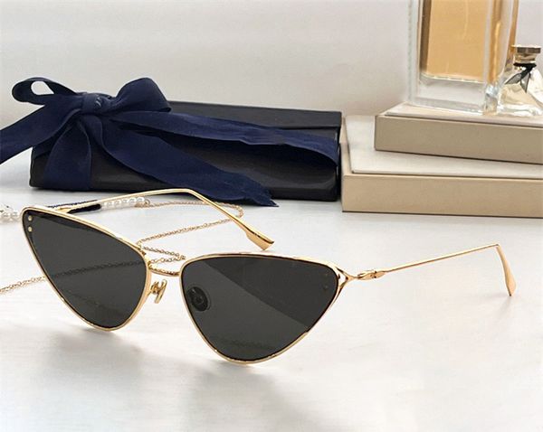 fashion trend designer b1u sunglasses for women vintage glamorous cat eye metal frame sun glasses summer avant-garde personality style anti-, White;black
fashion trend designer b1u sunglasses for women vintage glamorous cat eye metal frame sun glasses summer avant-garde personality style anti-, White;black