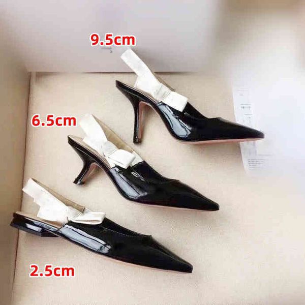 sandals high heels designer fashion letter print pointed stiletto pumps one-line belt thin heeled women flat shoes 220407, Black
sandals high heels designer fashion letter print pointed stiletto pumps one-line belt thin heeled women flat shoes 220407, Black
